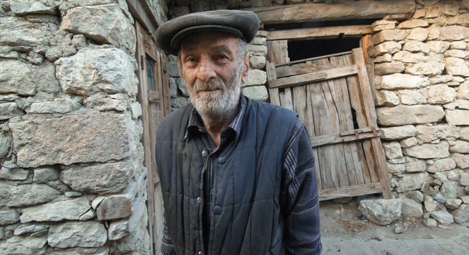 ダゲスタンのボトリフ村。6000人ほどのボトリフ人のうち、ボトリフ語を話せる人は約200人まで減ってしまった。　＝セルゲイ・ピャタコフ/ロシア通信撮影